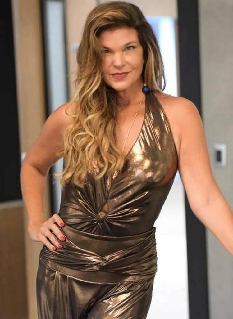 кристина оливейра клон. кристиана оливейра клон. кристиана оливейра биография. кристина оливейра клон. кристиана оливейра 2018.