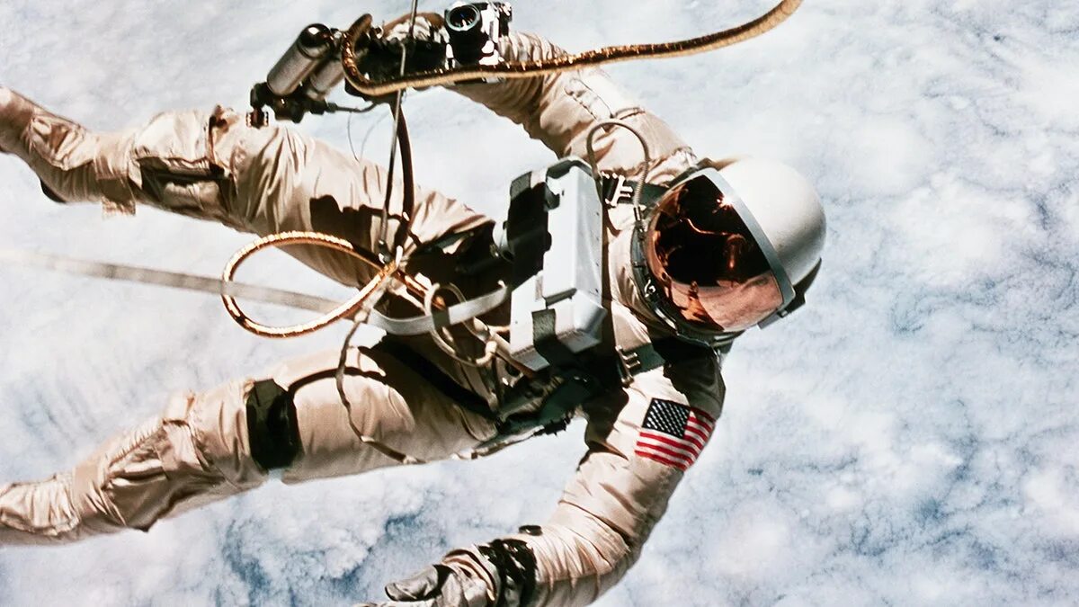 Walk in space. Walk in space