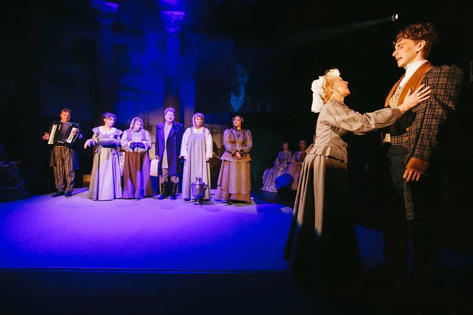 спектакль обыкновенная история