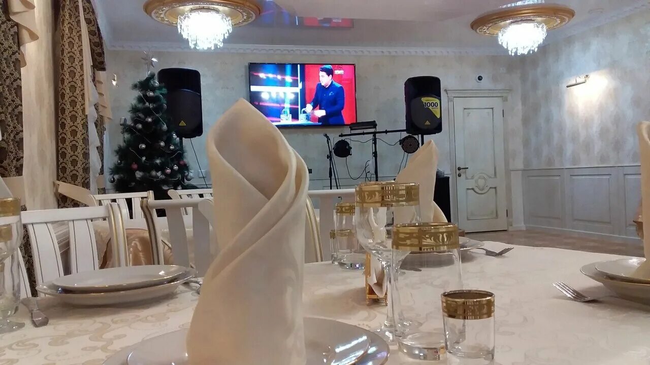 Дизайнер флорист. Конкурс флористов цветы. John mccallen флорист. Версаль челябинск банкетный зал аврора. Флорист персон совхозная строение 2 речицы.