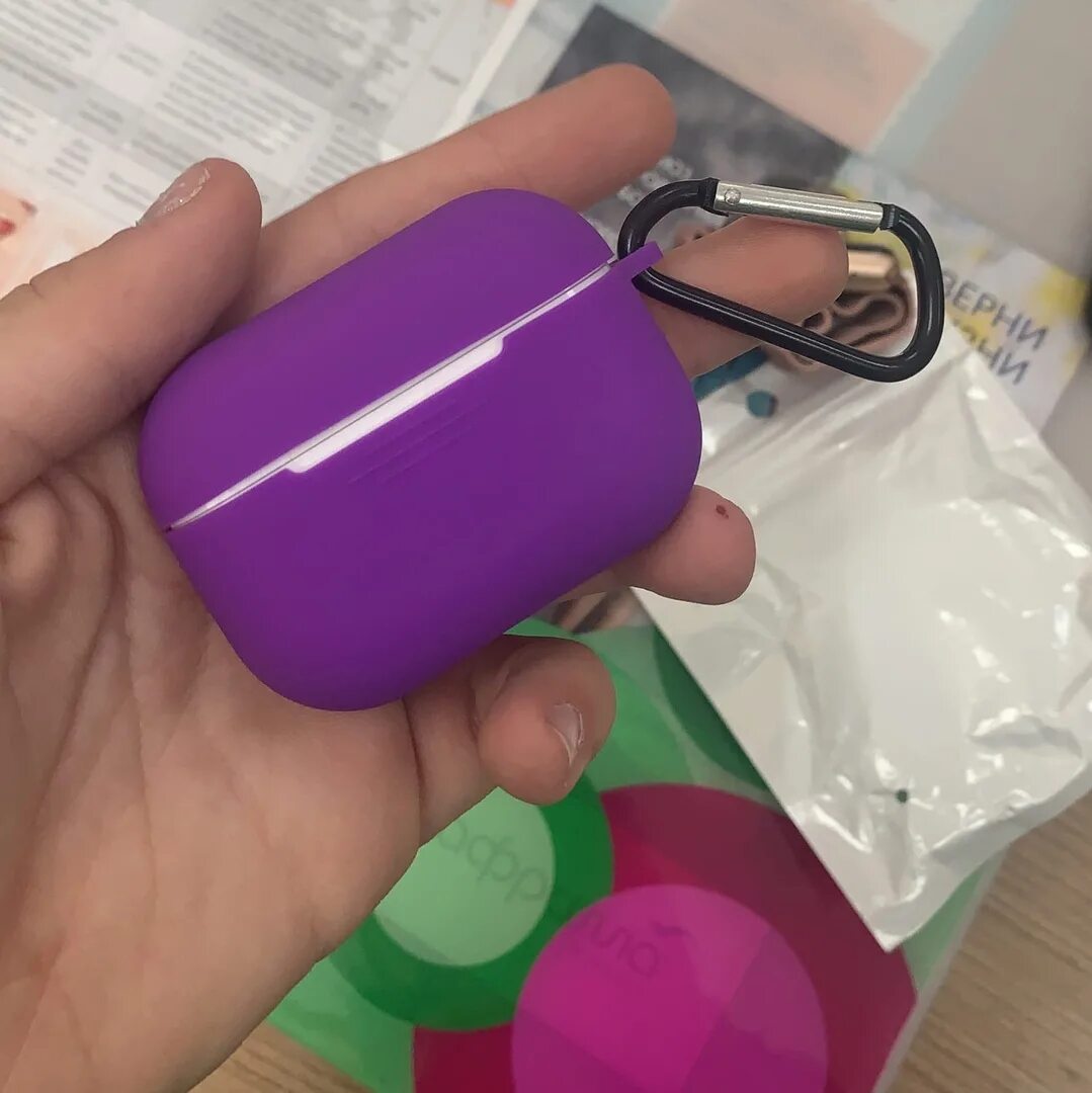 AIRPODS Pro 2 фиолетовые. Чехол для AIRPODS Pro 2 сиреневый. Чехол для AIRPODS 3 Purple. Чехол AIRPODS 3 guess фиолетовый.