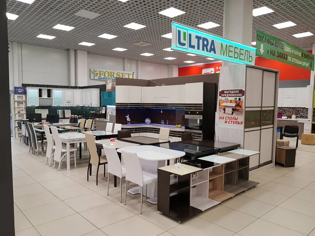 кухонные мебельные центры. тц гранд 2 пражская. салон кухни. кухонные мебельные центры. кухни вардек на парнасе.