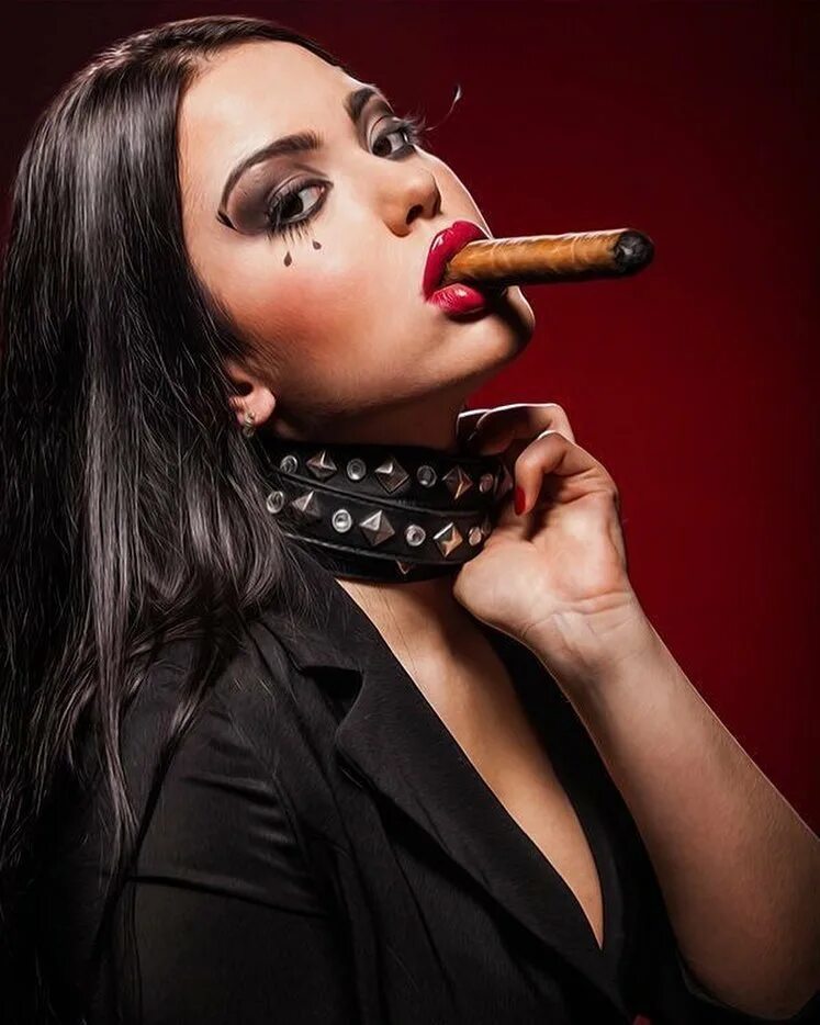 Smoking havana. гавана табак магазин москва. колумбийские сигары. Smoking havana. курит сигару.