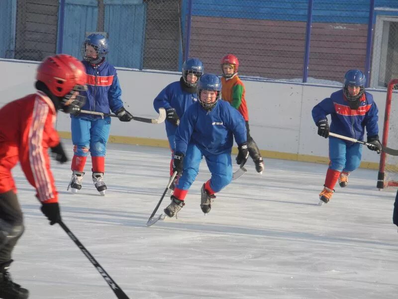 Погода в поселке октябрьском богучанского красноярского. Посёлок Ангарский Богучанский. Школа 9 Богучанский район Красноярского края. П. Ангарский Богучанского района Красноярского края. Поселок Гремучий Богучанский район Красноярский край.