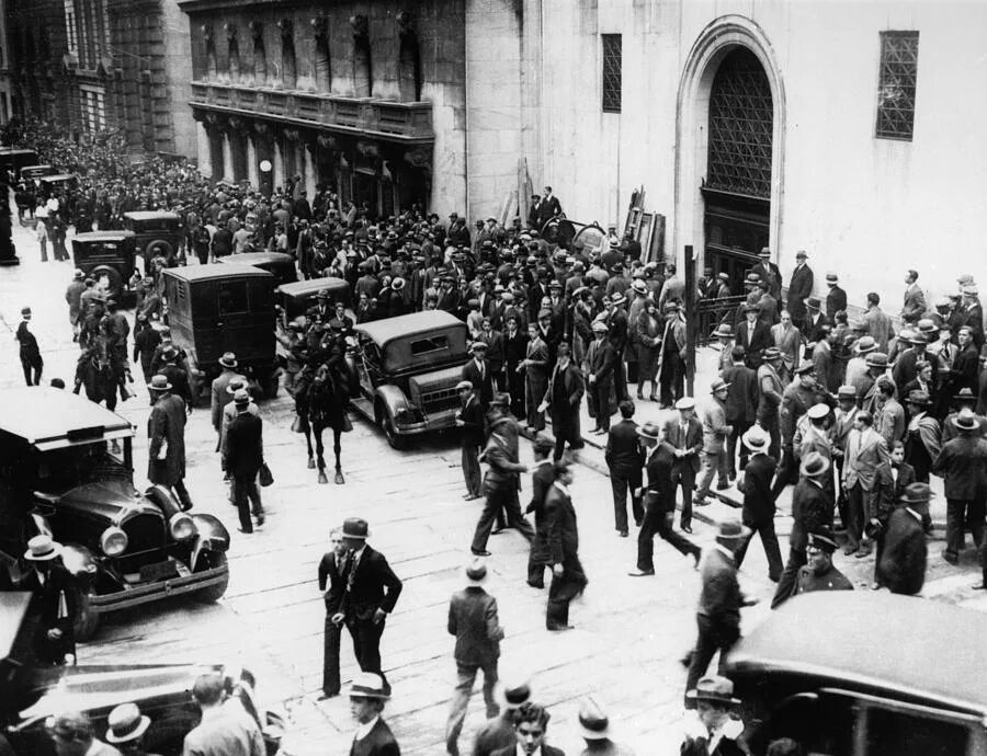 Черный четверг сша. Stock market crash of 1929. – биржевой крах. Великая депрессия уолл стрит. Крах уолл стрит 1929.