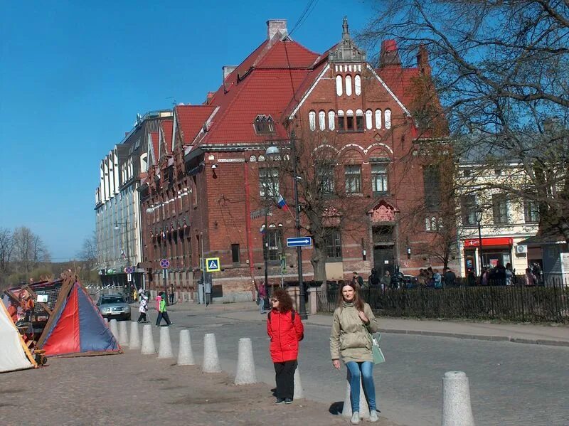 Финский рынок. Выборгский рынок выборг. финский рынок в выборге. выборгский рынок выборг внутри. выборг магазины финских товаров.
