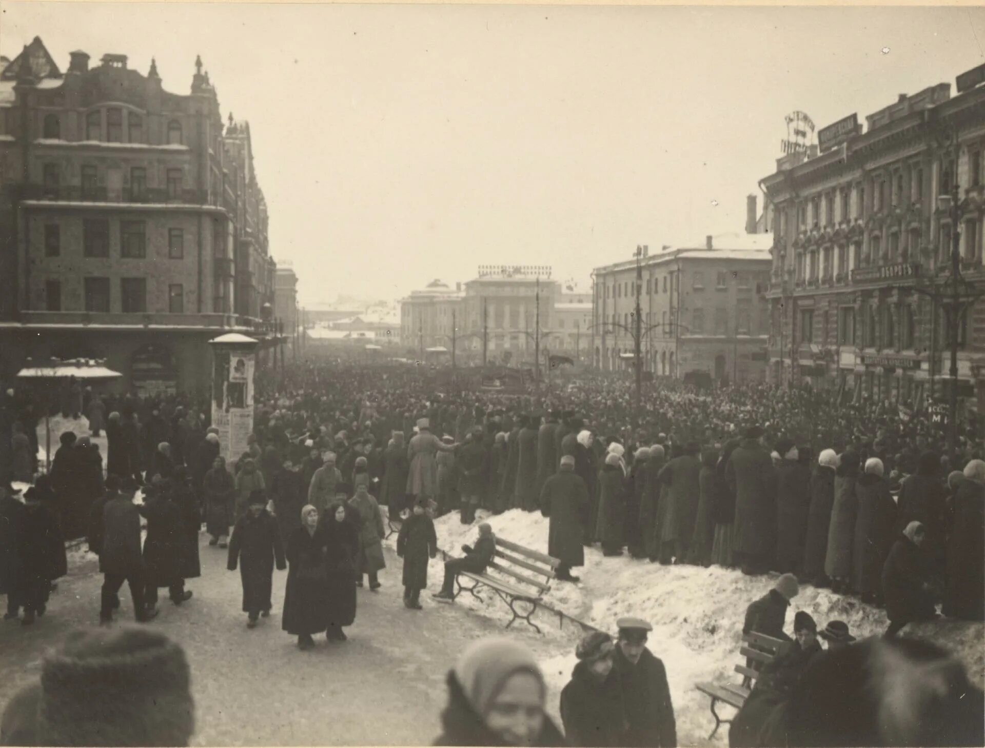 Февральская революция в москве. Февральская революция в Москве 1917. Восстание в Москве 1917. Революция в Москве 1917г. Знаменская площадь февраль 1917.