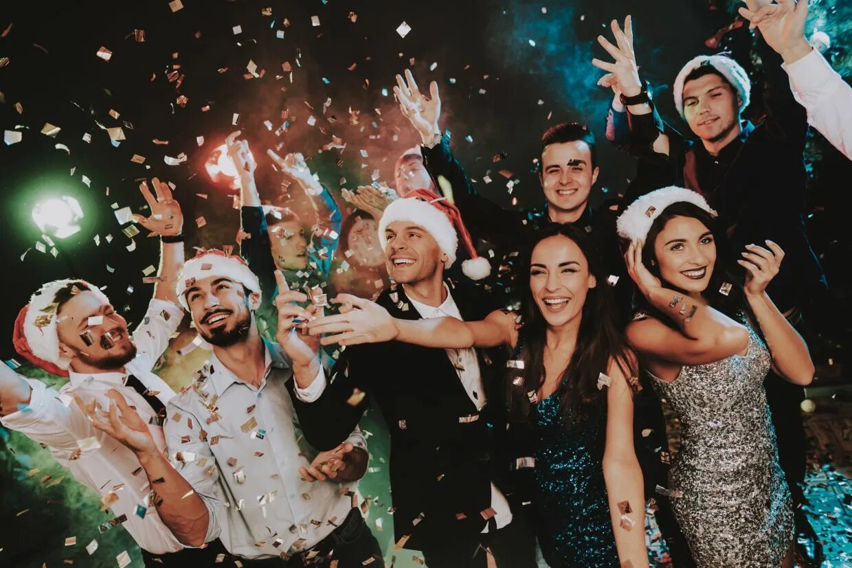 We are celebrating the new year. On new years eve. Новогодний корпоратив для детей. We are celebrating the new year. 1 января день рождения знаменитостей.