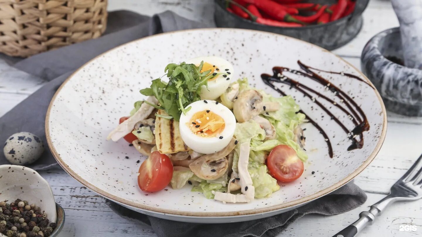 Ресторан loro на никитской. Ресторан большая еда. Ресторан большая еда. Ресторан большая еда. Гастробистро tehnikum.