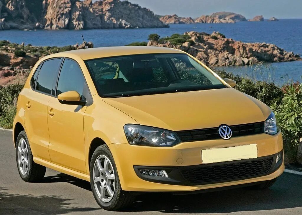 Купить фв поло. Volkswagen Polo хэтчбек. Фольксваген Polo хэтчбек. Volkswagen Polo Hatchback 2010. Volkswagen Polo 2009 Hatchback.