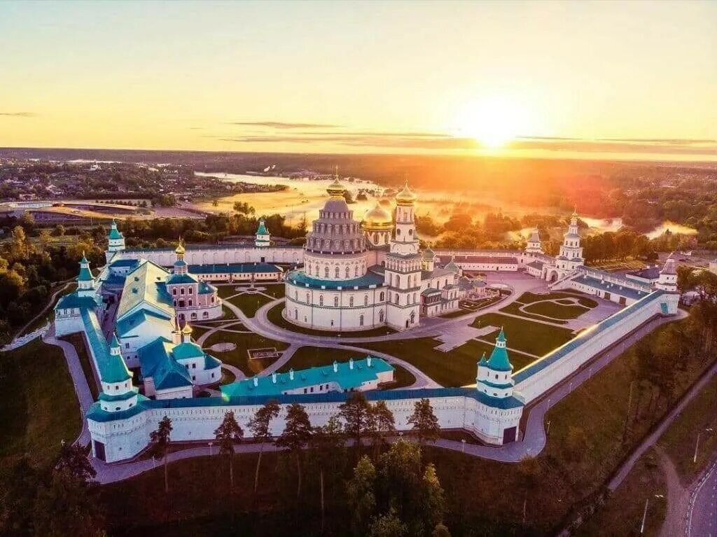 Иерусалим экскурсия москвы. Новоиерусалимский монастырь в истре. новый иерусалим новоиерусалимский монастырь. новый иерусалимский монастырь истра. воскресенский монастырь новый иерусалим.