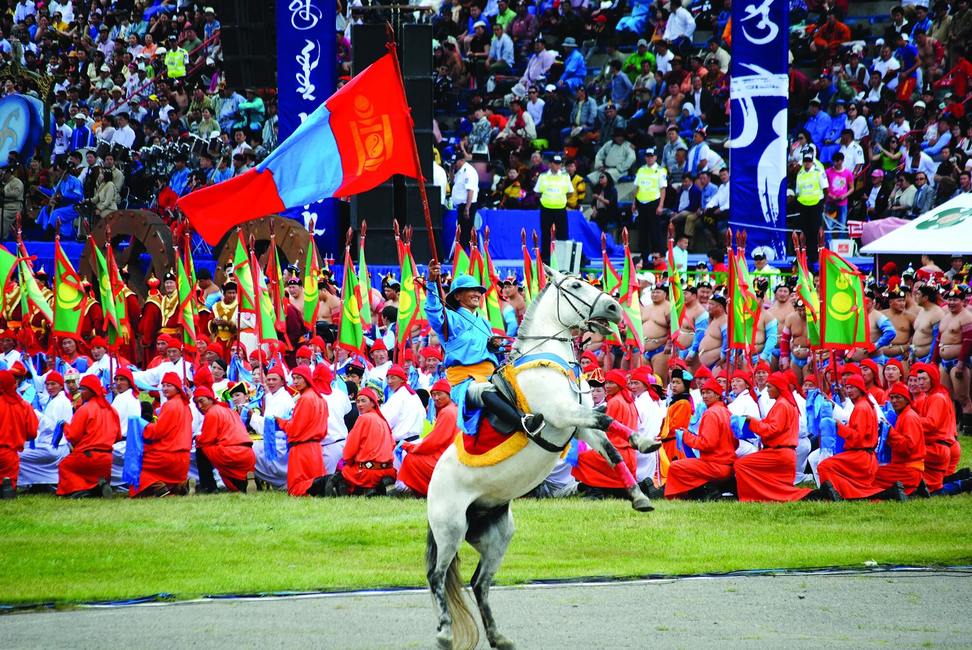 Польдеры в нидерландах. Наадам монголия 2021. Амстердам тюльпановые поля. Нидерланды монголия. Нидерланды монголия.
