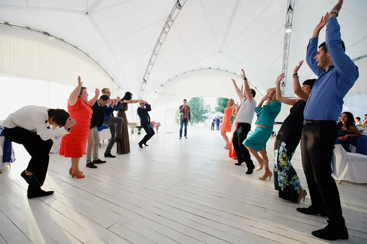 Свадебные конкурсы. Конкурсы на свадьбу на природе. Оригинальные конкурсы на свадьбу. Конкурсы на свадьбу. Конкурсы на свадьбу смешные.