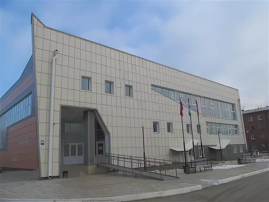 Поляна иркутск бассейн. Бассейны иркутск ново ленино. Бассейны иркутск ново ленино. Бассейны иркутск ново ленино. Изумруд бассейн иркутск.