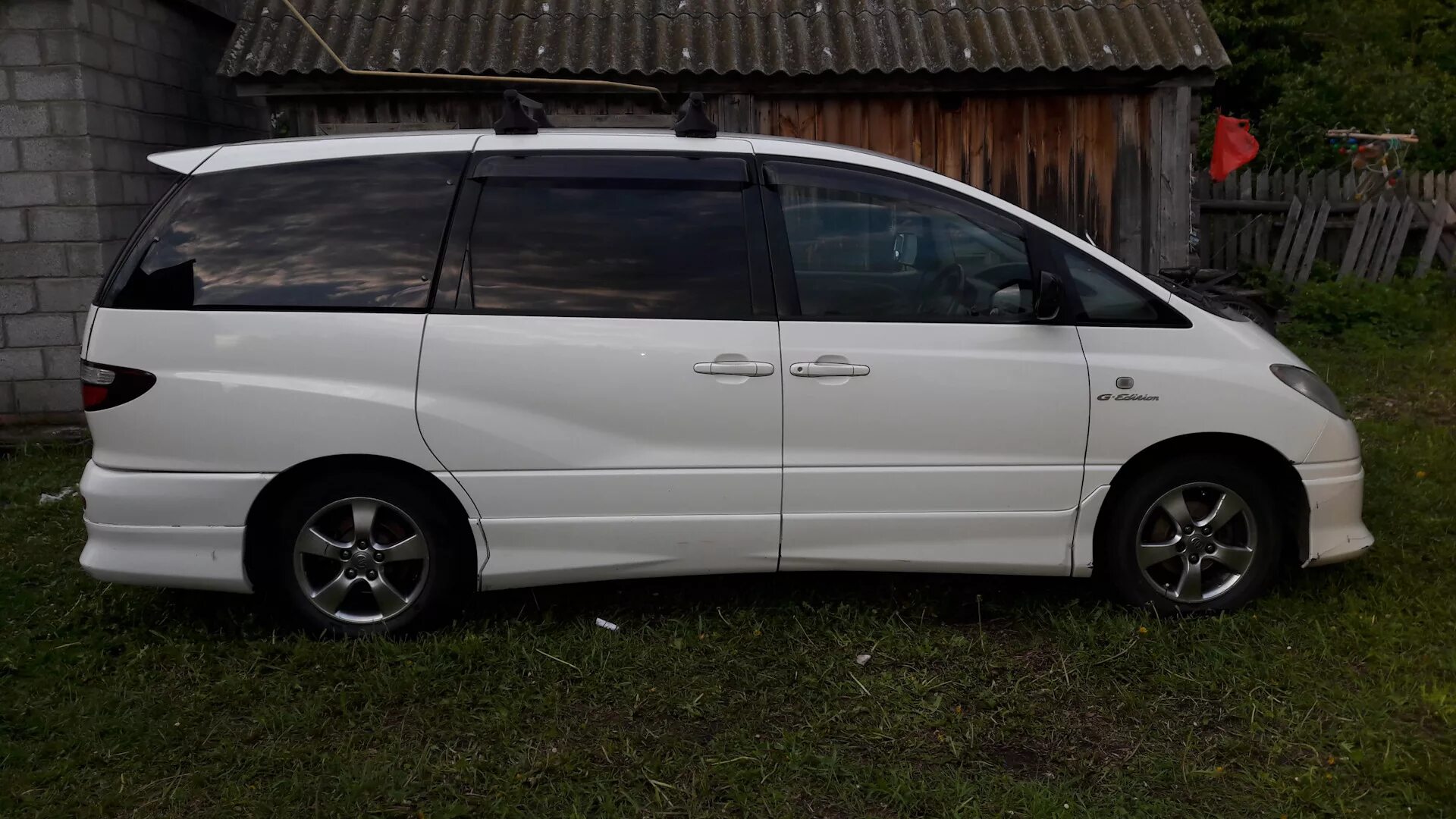 Тойота Эстима белая. Toyota Estima белый. Кузов Тойота Эстима. Тойота Эстима белая 200.