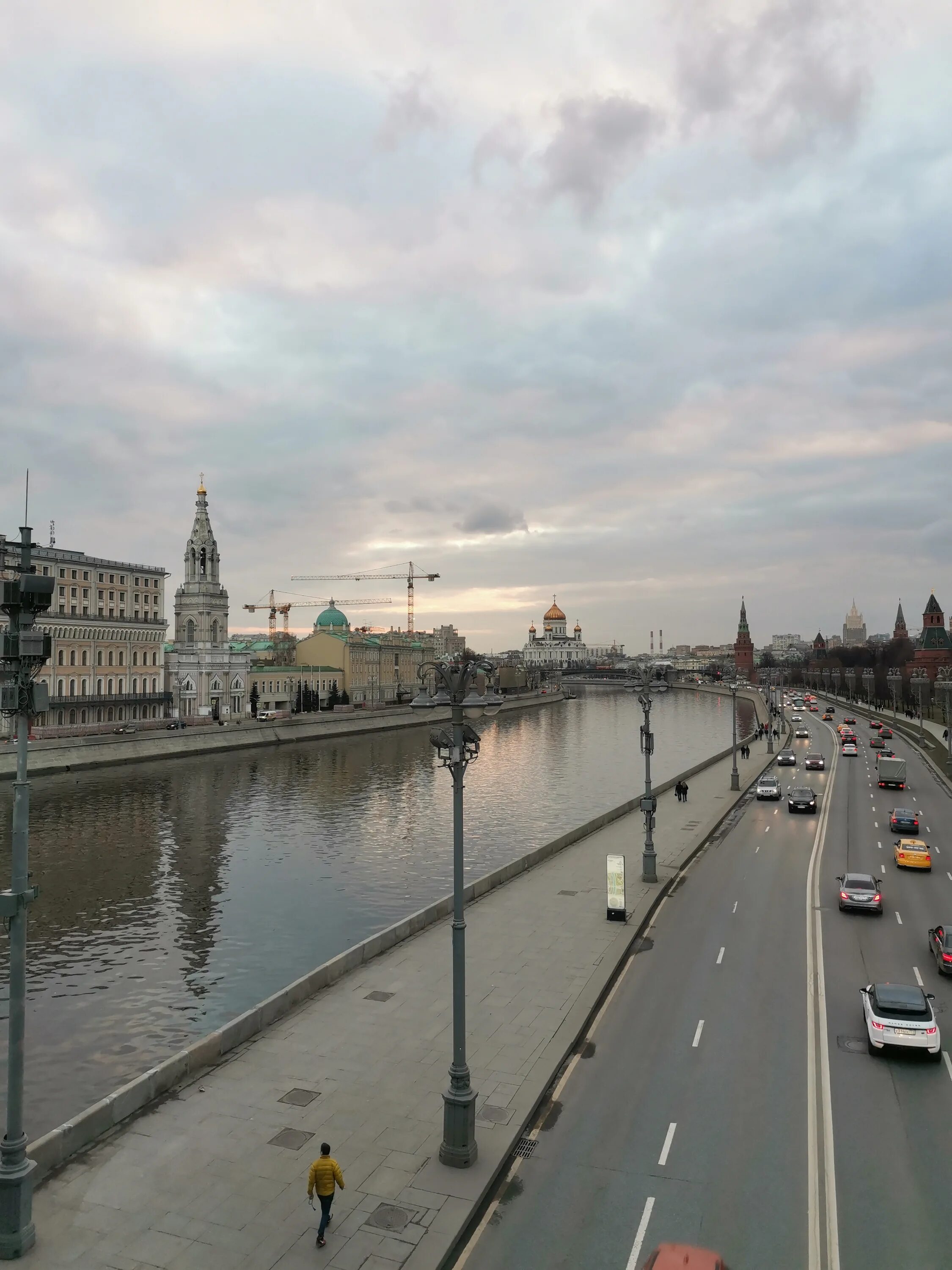 Камеры москва река