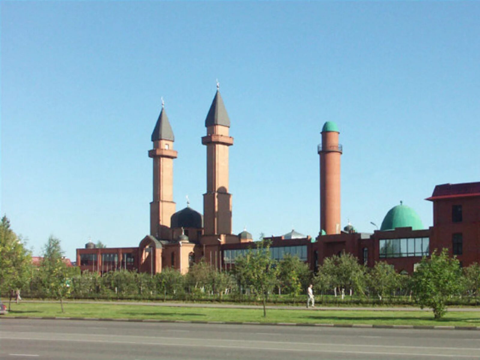 Ярдям мечеть отрадное. Мечеть в москве отрадное. Мечеть ярдэм казань официальный сайт. Мечеть на кулахметова казань. Мечеть в отрадном москва.