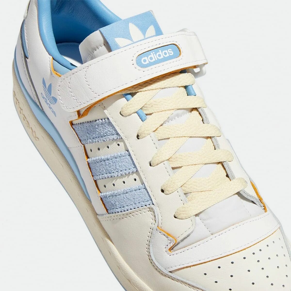 Купить кроссовки форум. Кроссовки adidas forum 84 Low. Adidas forum 84 Low белые. Adidas forum 84 Low Blue. Кроссовки адидас forum Low 84.