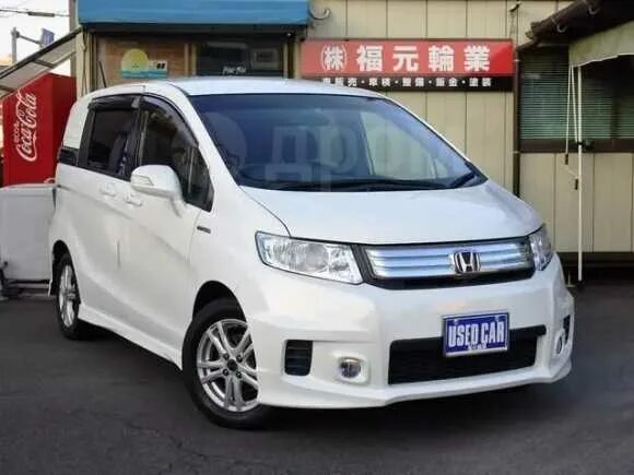 Хонда Фрид Спайк 2012. Honda freed Spike 2015 противотуманки. Хонда Фрид Спайк 2013 года. Honda freed Spike гибрид 2015 противотуманки. Противотуманные фары хонда фрид