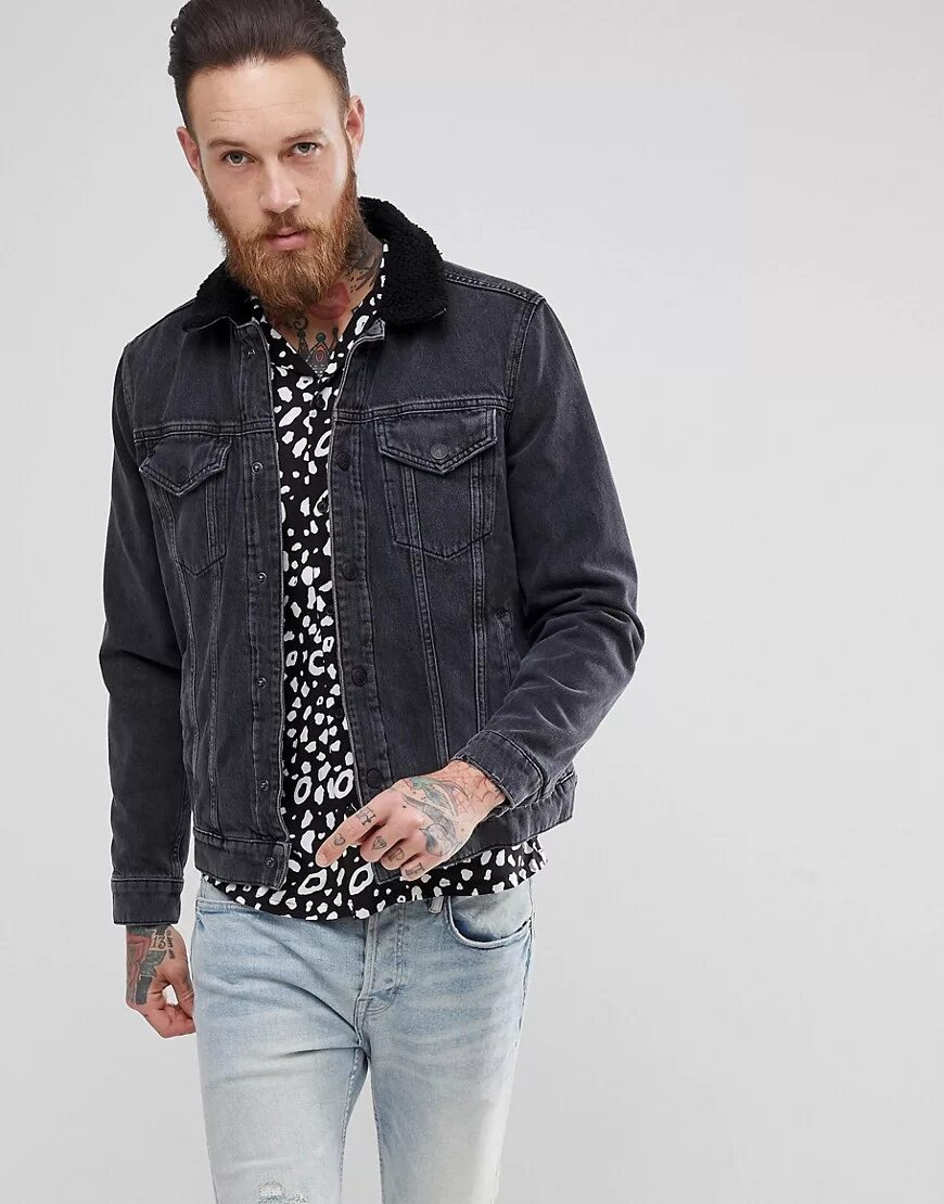 Black denim jacket. Мужская джинсовая куртка с черным мехом. Мужская джинсовая куртка с черным мехом. Джинсовая куртка зимняя osos мужская. Мужская джинсовая куртка cropp zg50 denim lab.