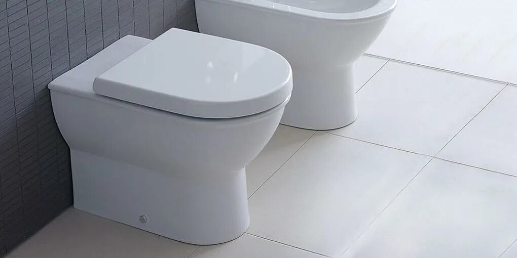 Duravit Darling унитаз. Унитаз Дюравит напольный. Duravit приставной унитаз с полочкой. Унитаз приставной напольный Bergamo. Rimless унитаз напольный