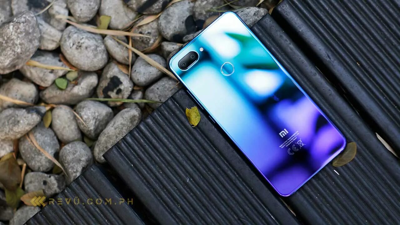 Сяоми ми 8 комплектация. Mi 8 se gold. Метки xiaomi. Mi 8 есть ли nfc. Xiaomi mi 8 pro.