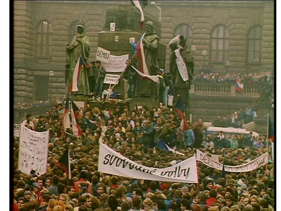 Бархатная революция в Чехословакии 1989. Бархатные революции 1989-1990 гг в Восточной Европе. Бархатные революции в Восточной Европе в конце 20 века. Бархатная революция в Восточной Европе Чехословакий.