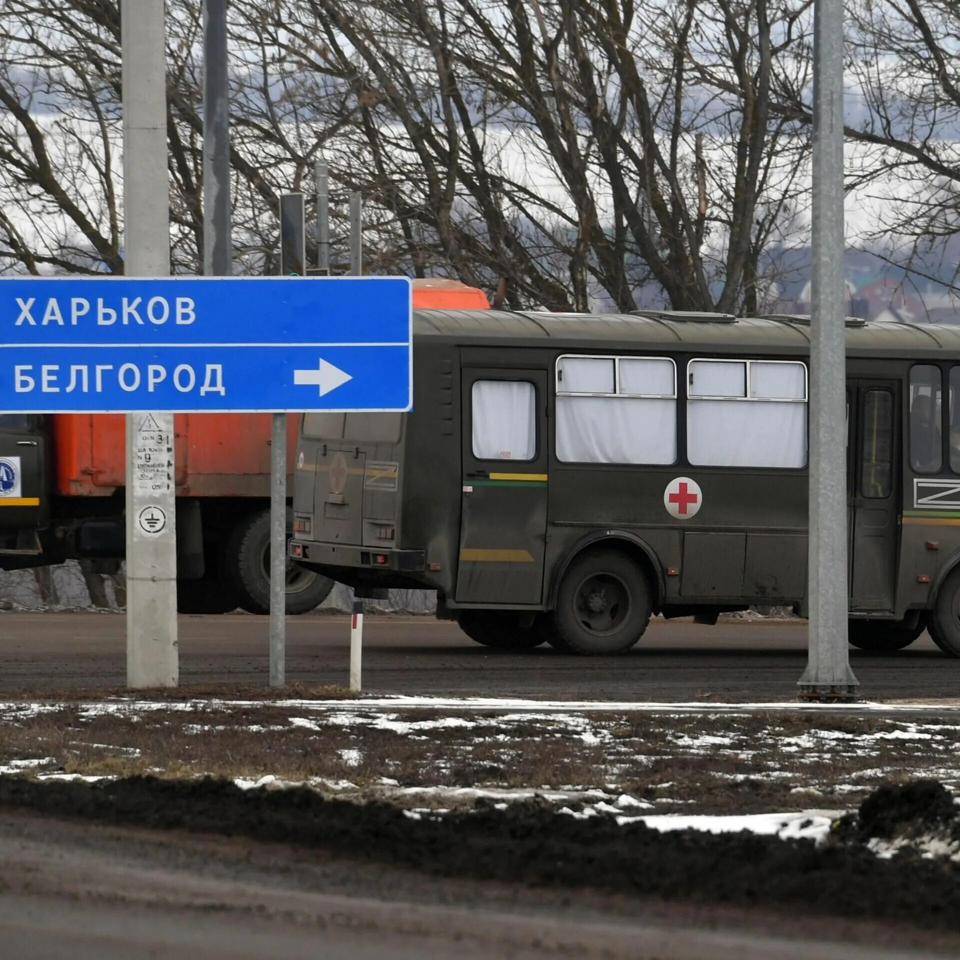 Ситуация белгорода на сегодня граница с украиной. Белгород граница с Украиной. Обстановка на российско украинской границе. Обстрел гуманитарной колонны под Белгородом. Село Журавлевка Белгородская область.