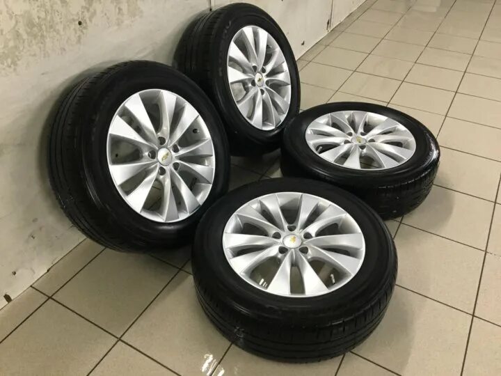 Колеса Шевроле Круз р17. Колеса Шевроле Круз 215 55 р18. Резина 245 50 18 на Chevrolet Cruze. Колеса 205 65 r16 на Шевроле Круз. Колеса круз купить