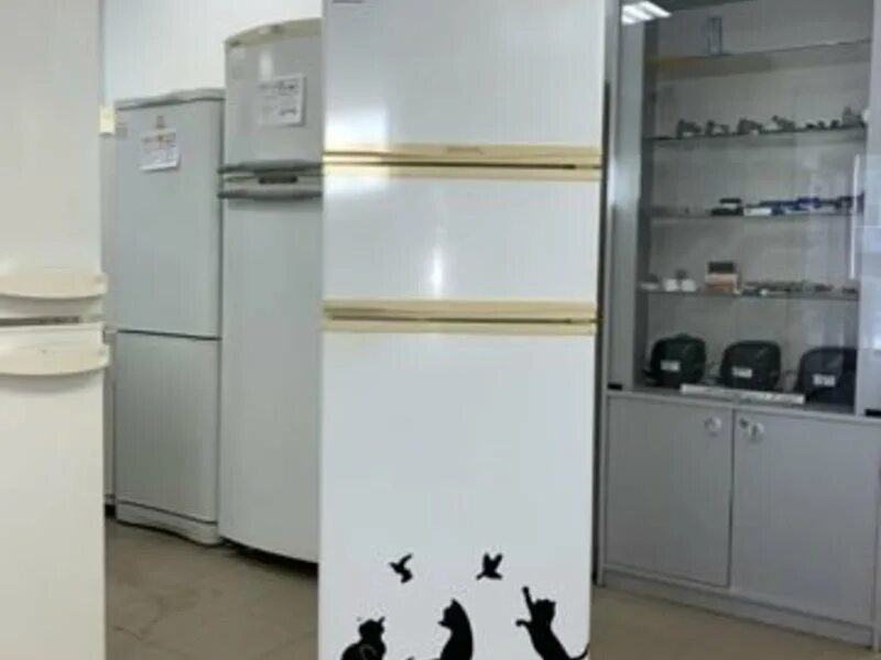 холодильник б/у. холодильники черняховск. продается холодильник. купить холодильник в черняховске. бэушные холодильники.