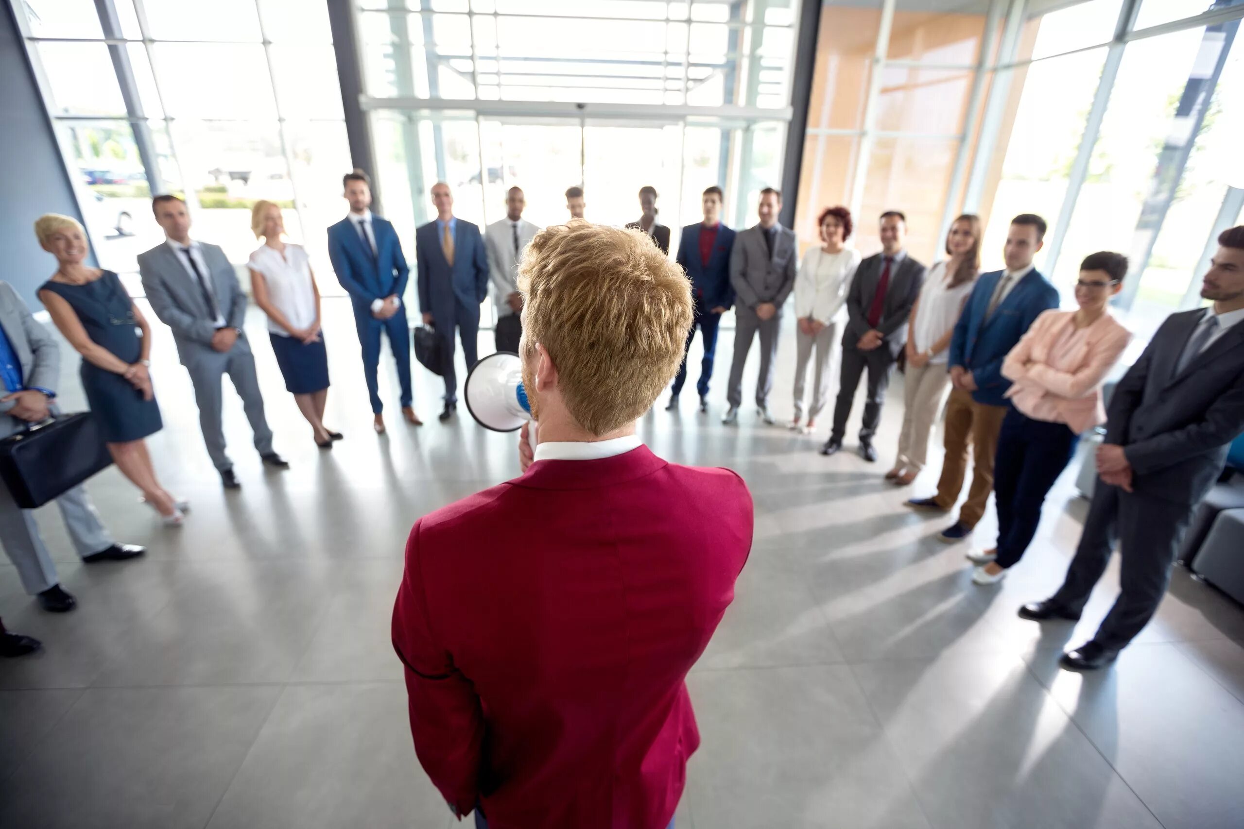 Деловая этика. Много клиентов. Деловой этикет предпринимателя. Предприятия и в первую очередь. Оценка труда.