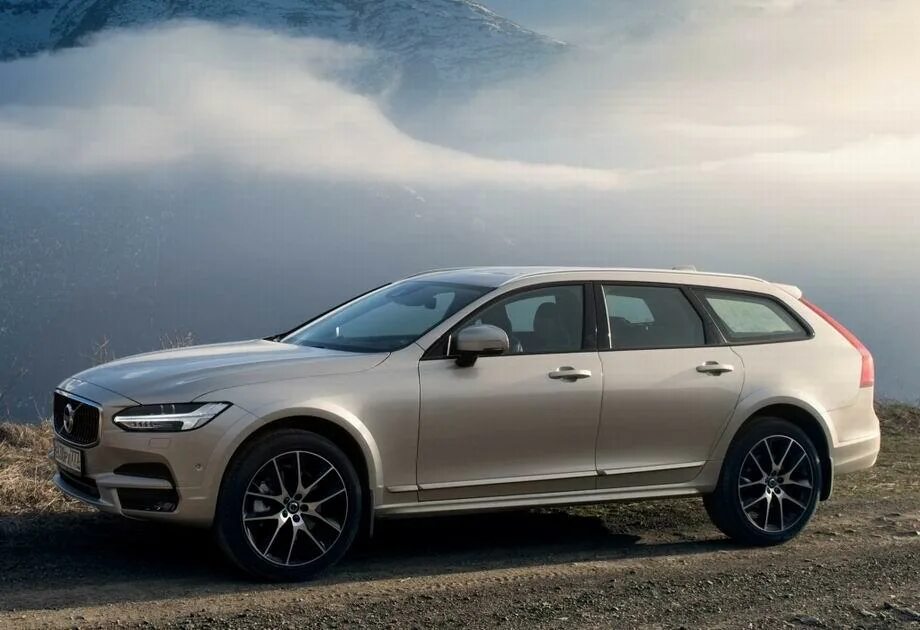 Country 2021. Вольво v90 Cross Country 2022. Вольво в90 кросс Кантри 2021. Volvo v90 2021. Вольво кросс Кантри v90 2022.