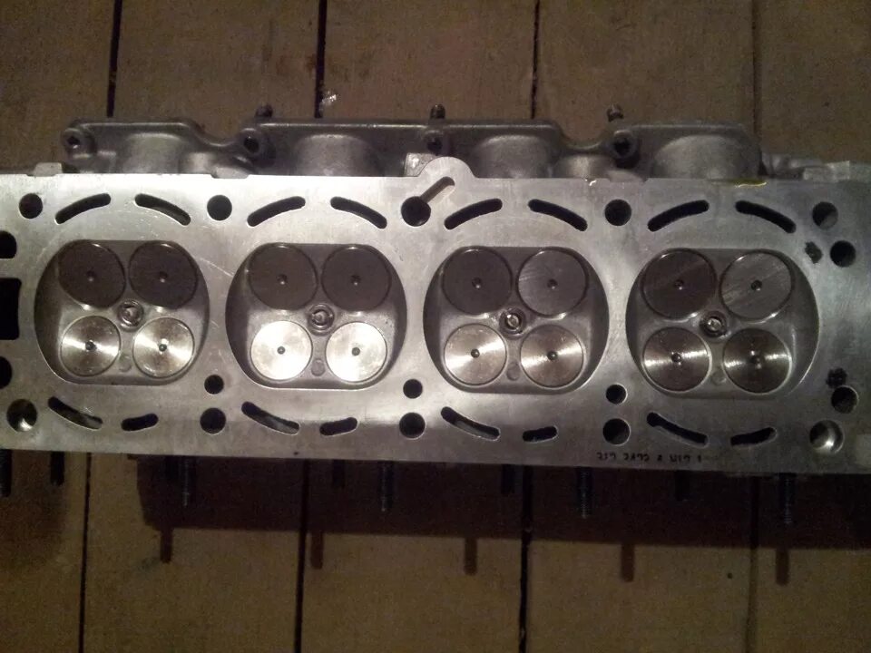 Гбц. Продаю головку блока. Головка блока цилиндров ваз 2115. Утопленные клапана гбц 4d56. Головка блока 4d56.