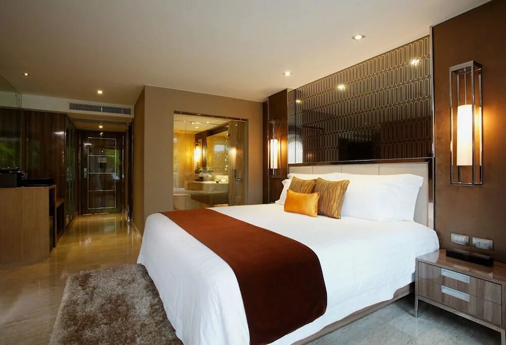 Отели в паттайе 5. Dusit thani pattaya 5*. Тайланд роял клиф. Роял клифф паттайя. Garden cliff resort 5 паттайя.
