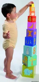 Башня из 3 кубиков