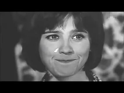 Вырезать куплет песни