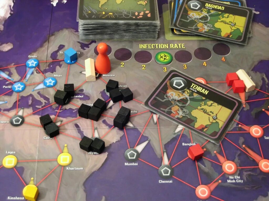 Игра на особых картах. Pandemic игра на телефон. Крутые настольные игра Пандемия. Пандемия World of Warcraft настольная игра. Игра про пандемию на комп.