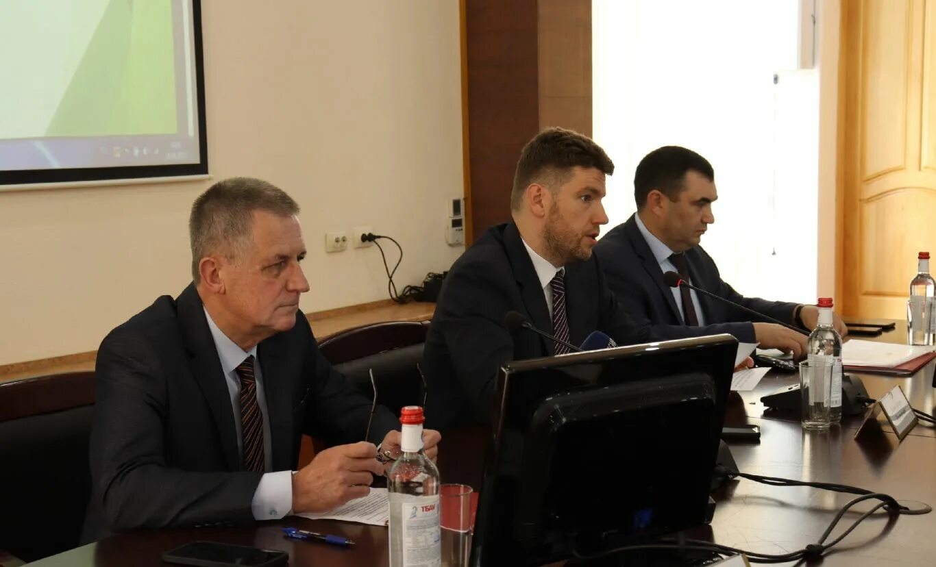 минсельхоз рсо алания. минсельхоз рсо алания. минсельхоз осетия. секретари главы рсо-алания. министр сельского хозяйства рсо-алания вазиев.