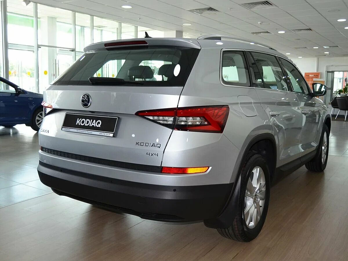 Skoda Kodiak 2020. Skoda Kodiaq 2020. Шкода Кодиак 2020 серебристый. Новая Шкода Кодиак серебристая. Купить кодиак с пробегом на авито