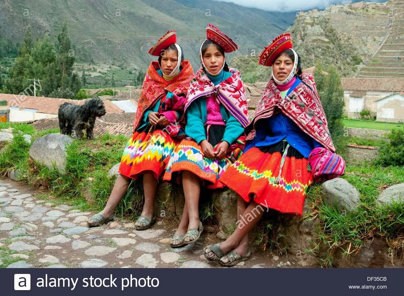 Национальная одежда македонцев. Костюм южных народов. Костюмы народов южного урала. Национальный костюм коренных жителей южного урала. Удмуртский национальный костюм северных удмуртов.