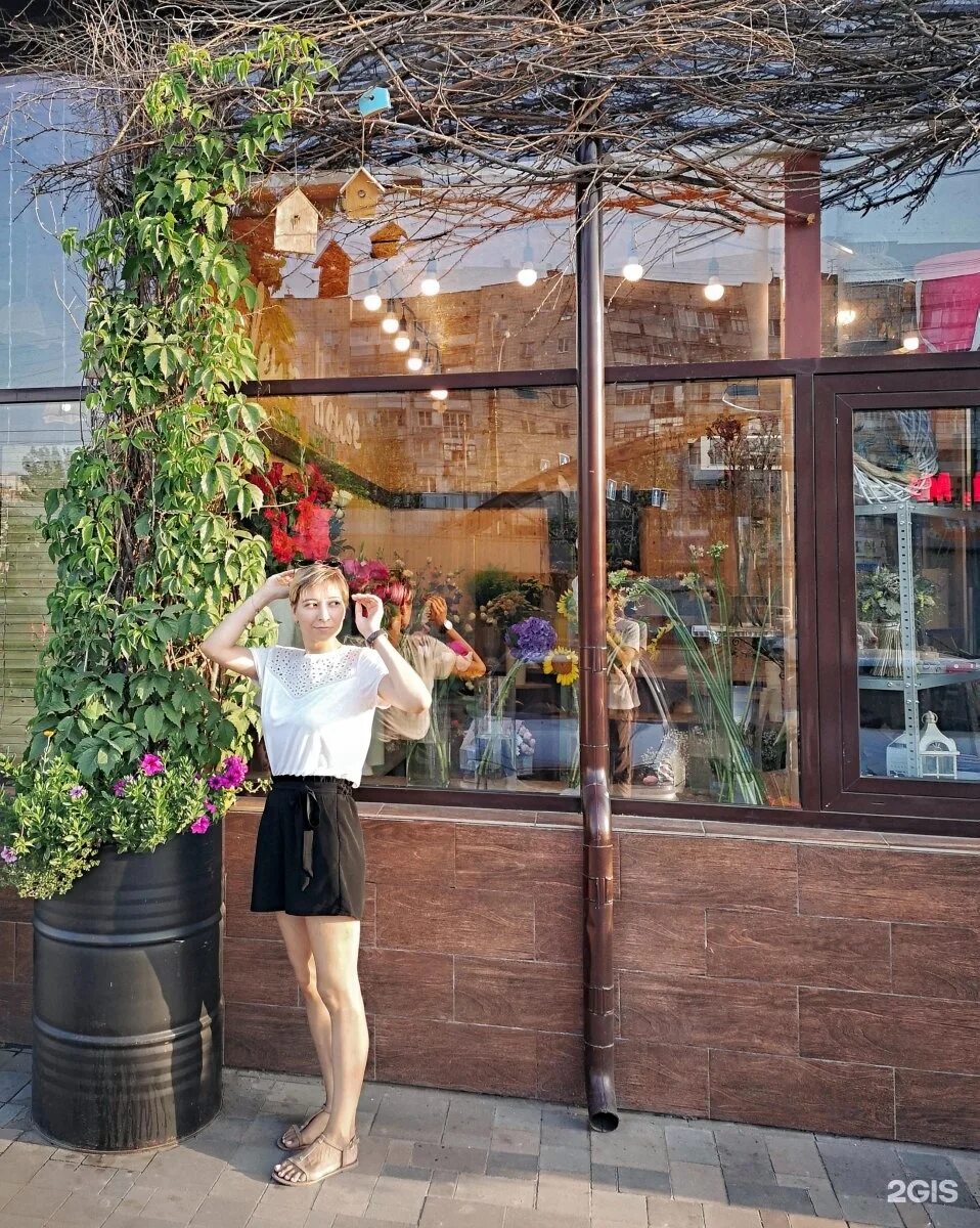 Buketsovkusom_vlg34. Flower power цветы москва. Natura волгоград цветочная лавка. Flower power волгоград. Флорист волгоград.