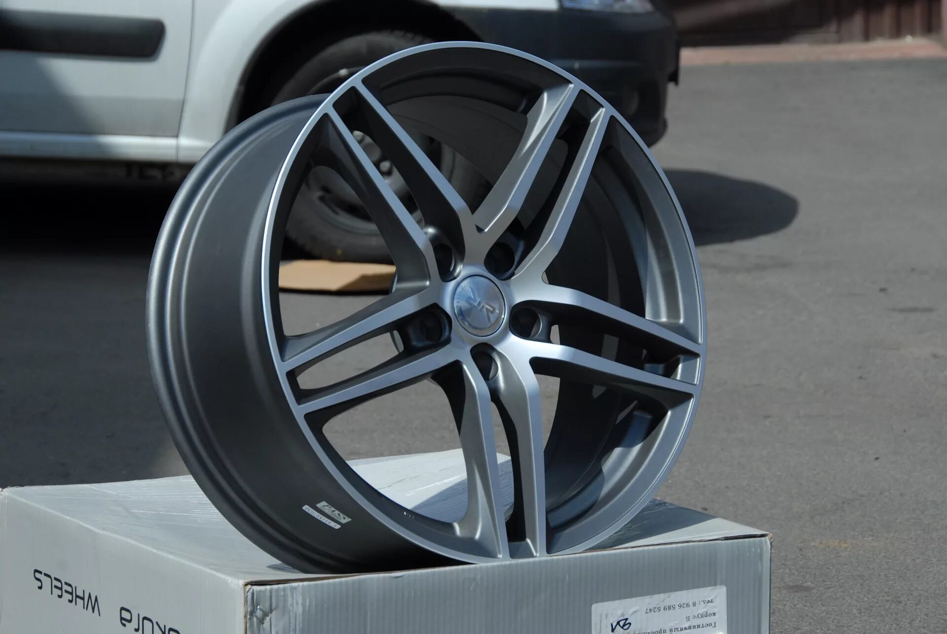 3. 5 5/114. Cr kiwami r18. Диски japan racing r19. Диски r18 et35.