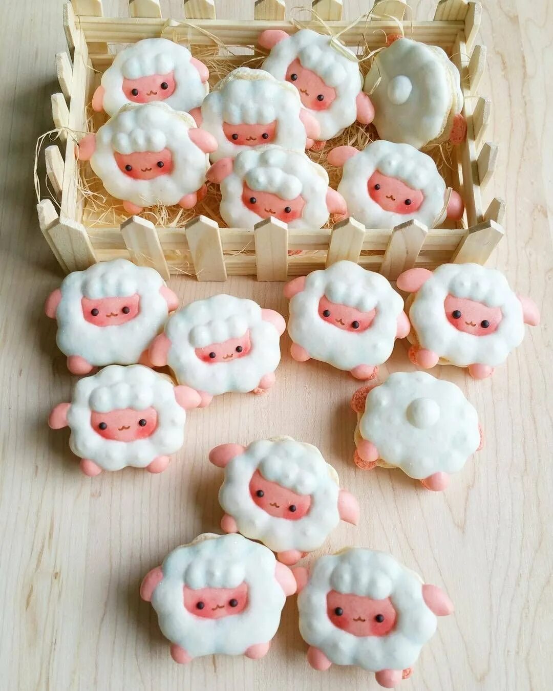 фигурки из маршмеллоу. мордочки из маршмеллоу. фигурки из зефира. мордашки из маршмеллоу. маршмеллоу зверюшки.