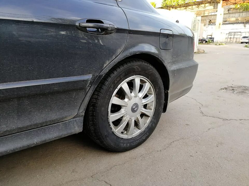 Диски хундай соната 16 нф. Зимняя резина на 2010 hyundai sonata r17. Колесо hyundai grandeur. Резина на хендай сонату. Диски хундай соната 16 нф.