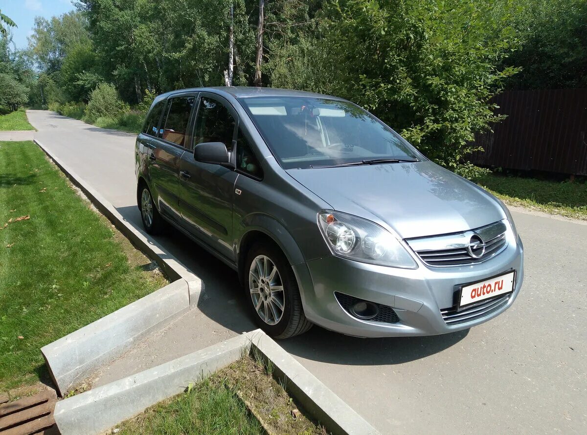 опель зафира 2010г. Opel zafira 2010. Opel zafira 2012. опель зафира 2010 года. опель зафира 2010 года.