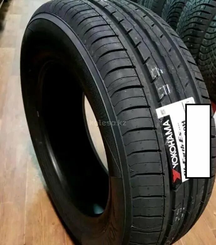 Yokohama es32. Yokohama es32 205/55 r16. Шины Yokohama es32. Yokohama BLUEARTH es32.