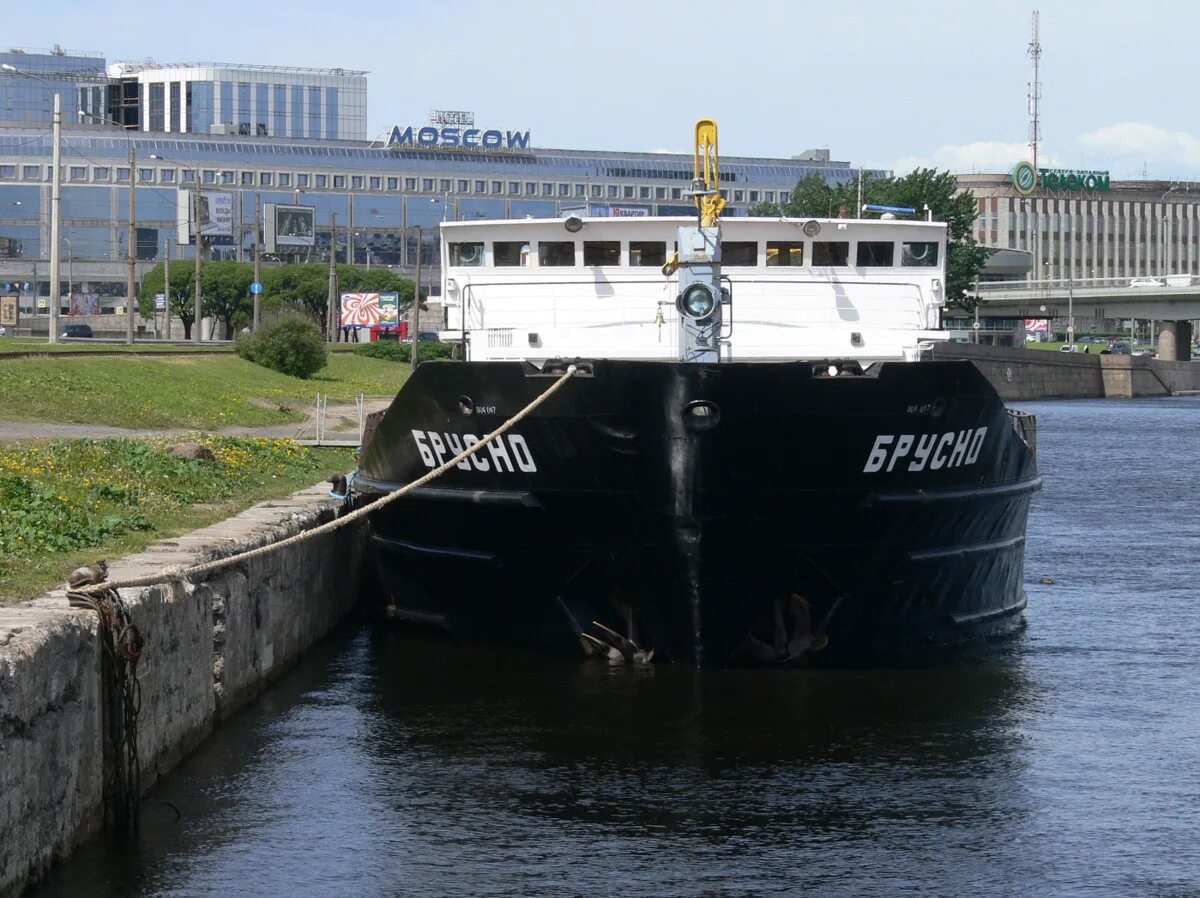 Осадка судов река море