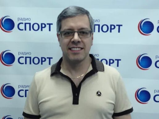 Логотип фм. 93 2 fm москва. Радио говорит москва. Радио спорт фм ведущие. 2 fm градуса.