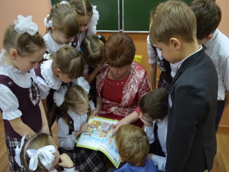 71 школа оренбург. Школа 6 оренбург. Школа 1 оренбург. Школа 16 оренбург. Директор школы 6 оренбург.