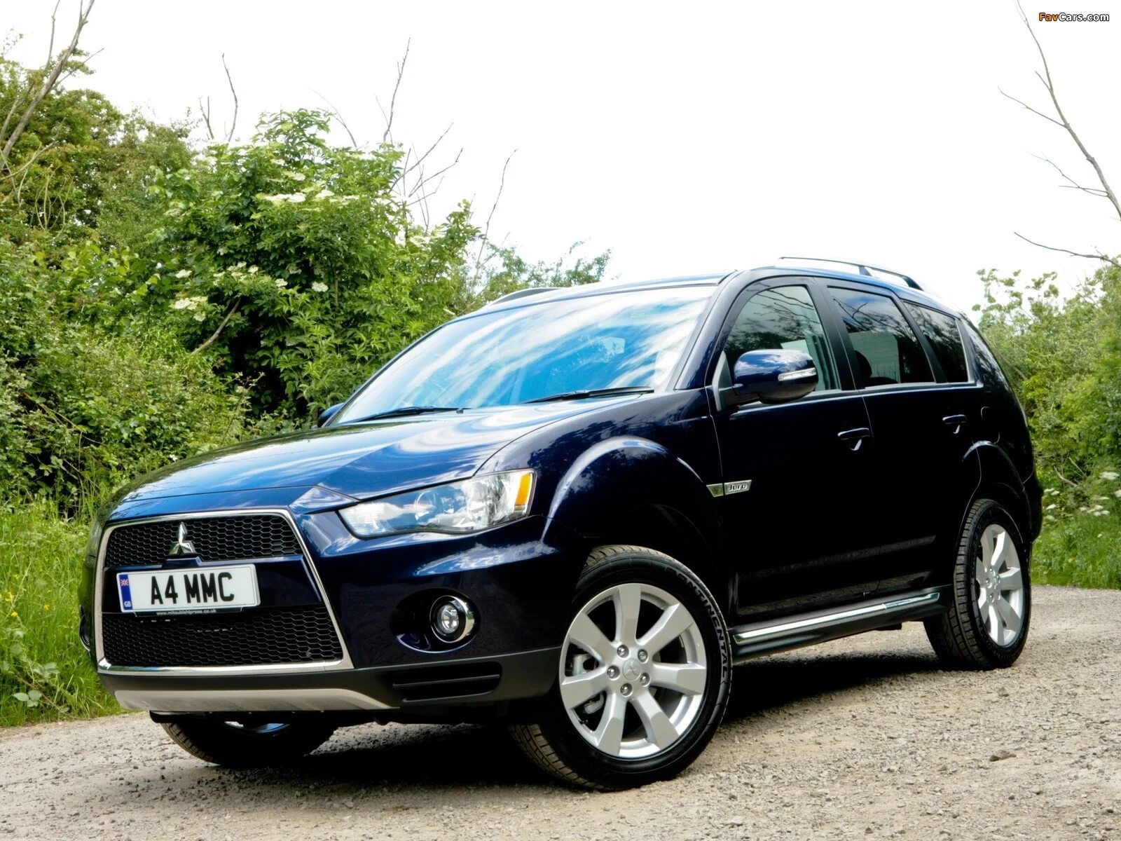 Mitsubishi Outlander 2010. Mitsubishi Outlander 2007. Mitsubishi Outlander 2007-2012. Mitsubishi Outlander XL 2010.